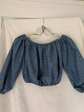 Theory chambray Waleska Off-The-Shoulder Crop Top